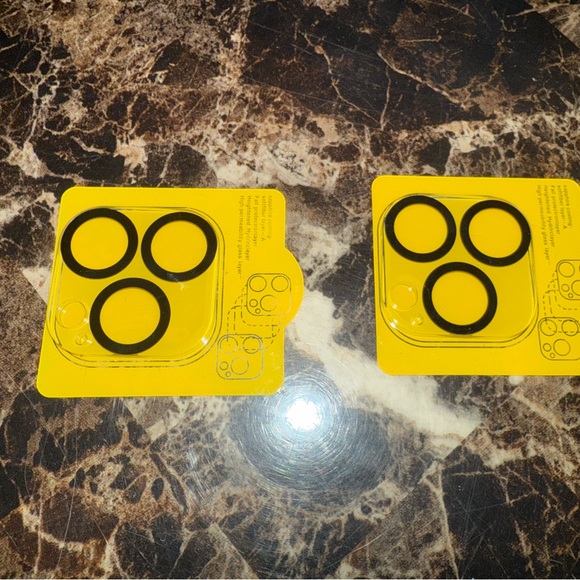 iPhone accessory bundle!!! - Picture 3 of 4